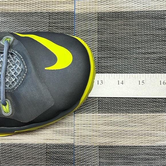 Nike Men’s Zoom Soldier LeBron VIII 8 Basketball Sneakers 653641-070 Size 13 - Picture 16 of 17